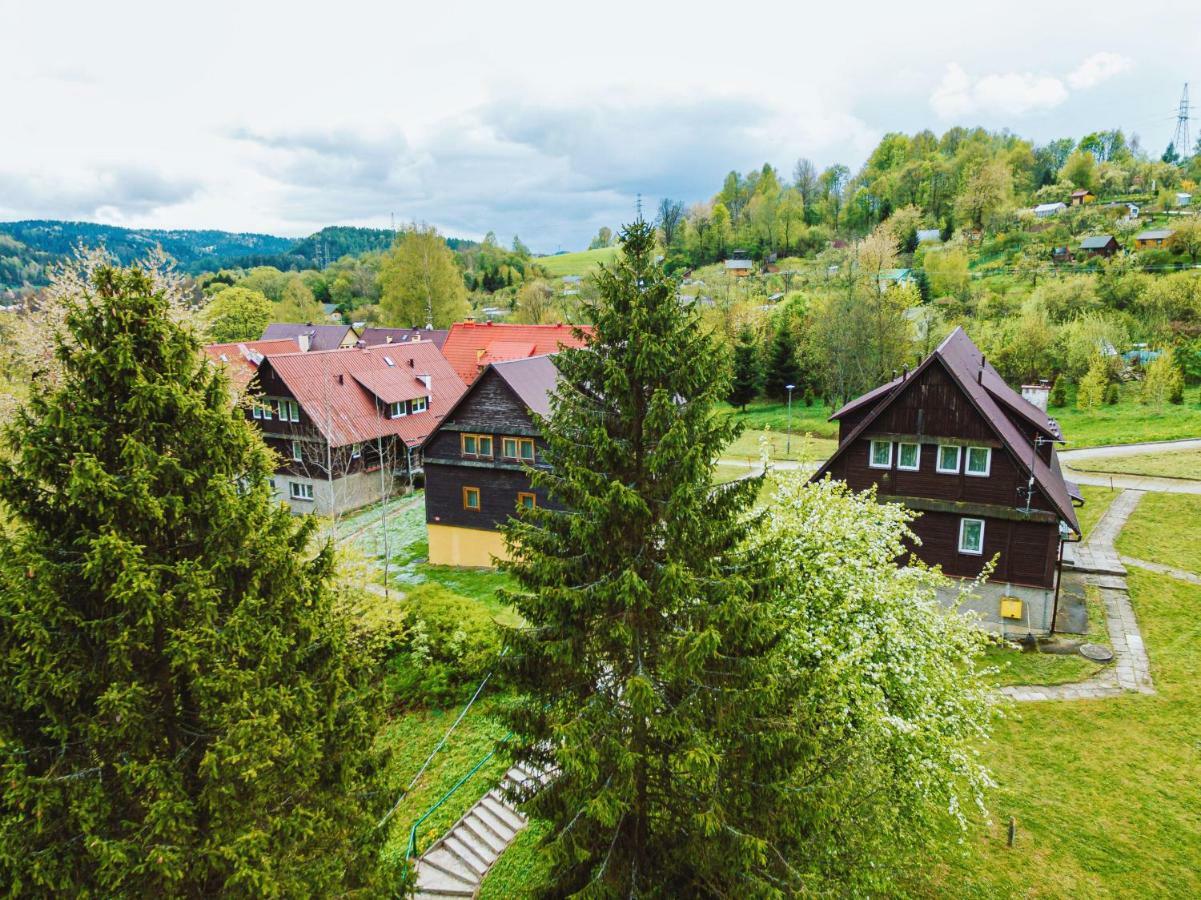 Osrodek Wypoczynkowy Gromada Krynica-Zdrój Exterior foto